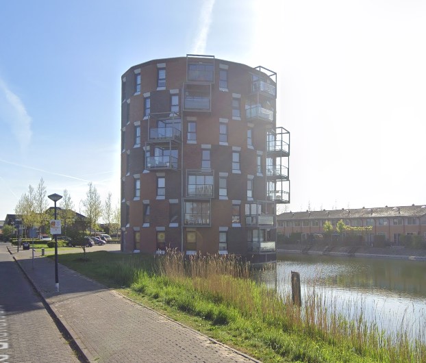 Sara de Bronóvoland 32