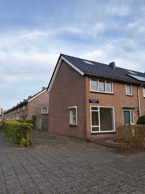 Robertsonstraat 16