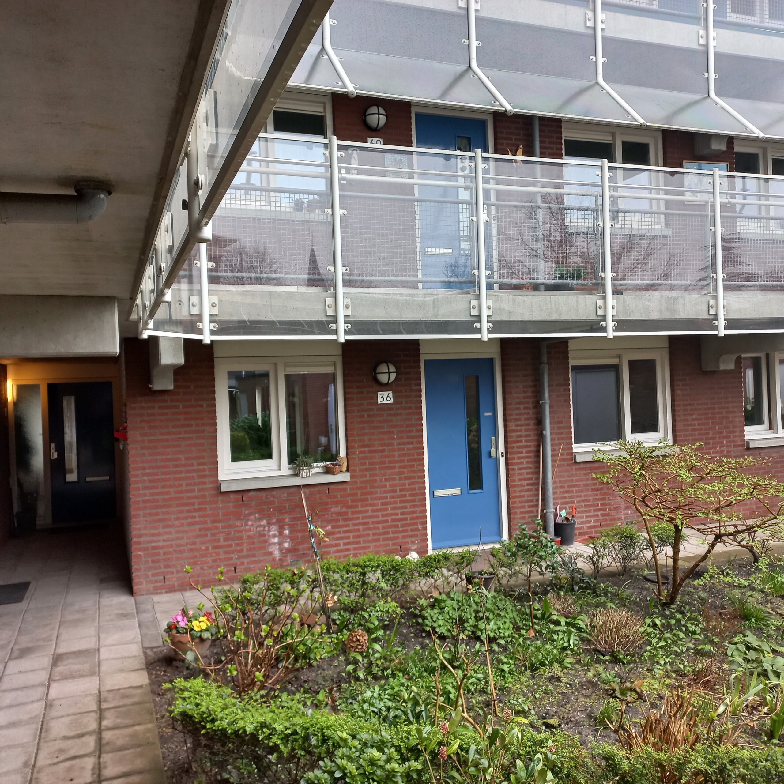 Dokter Brugmanstraat 36